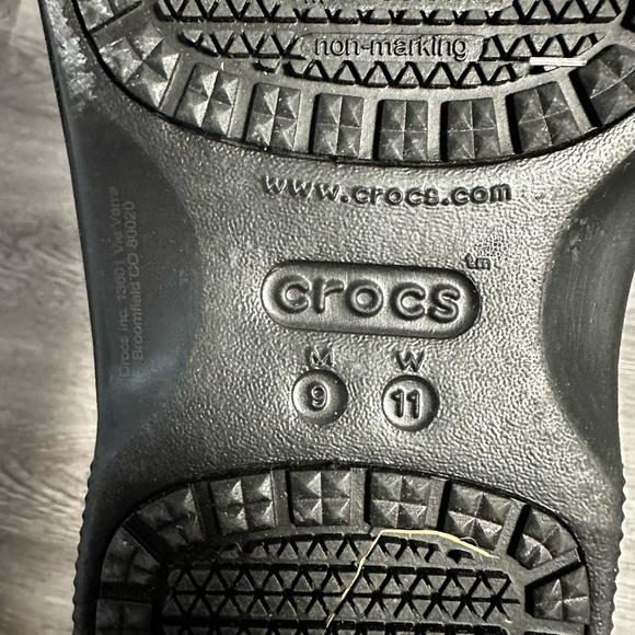 Crocs Non-Slip Shoes - Picture 3 of 3